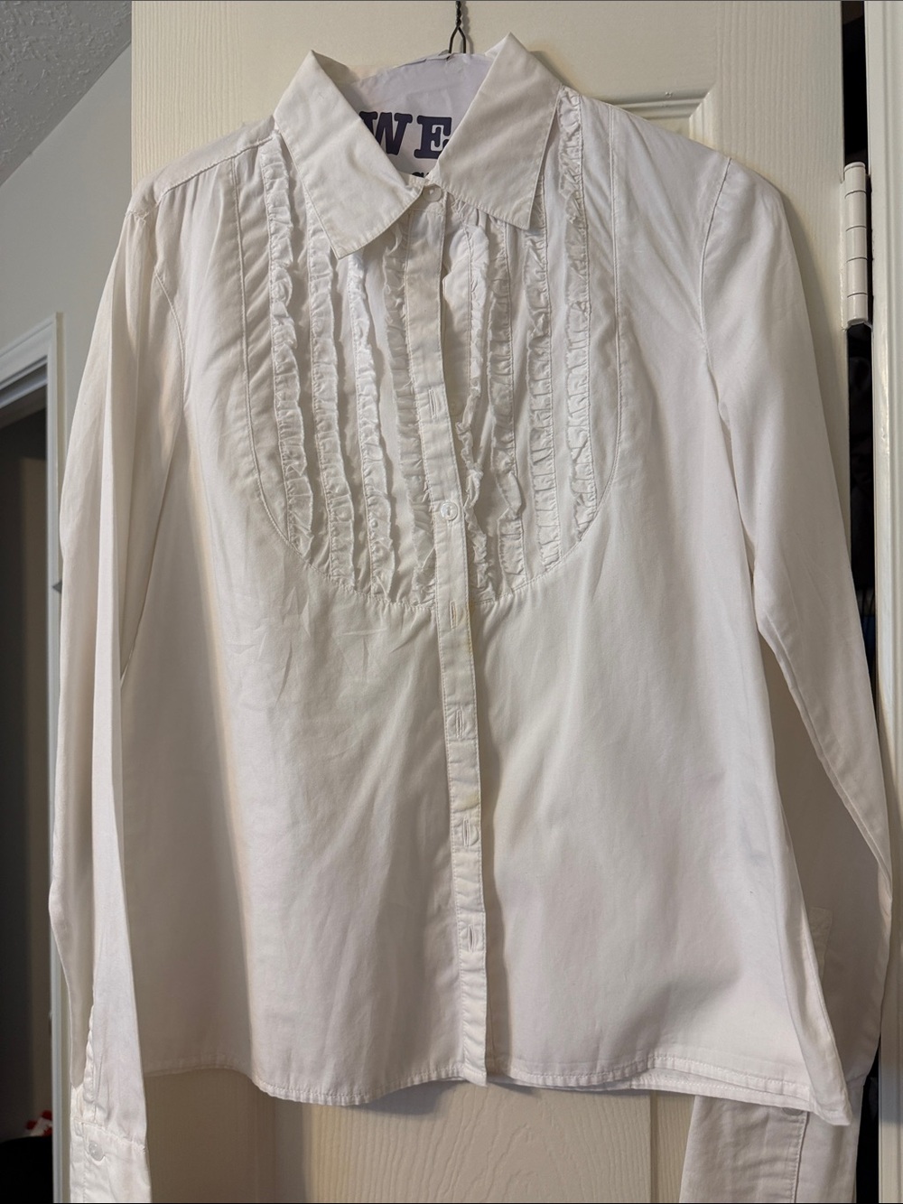 Old Navy White Women’sRuffle-Bib Button-Up Shirt